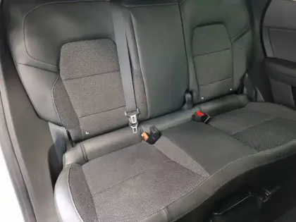 Photo 14 Renault Captur  TCe 140 EDC - 21