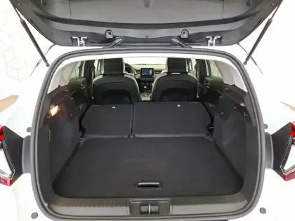 Photo 16 Renault Captur  TCe 140 EDC - 21