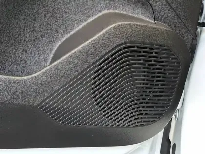 Photo 38 Renault Captur  TCe 140 EDC - 21