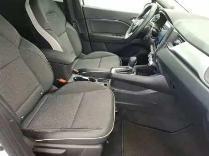 Photo 8 Renault Captur  TCe 140 EDC - 21