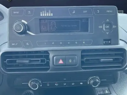 Photo 19 Peugeot Partner  FOURGON STANDARD 1000 KG BLUEHDI 130 S&S BVM6