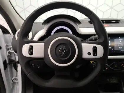 Photo 31 Renault Twingo  III Achat Intégral - 21