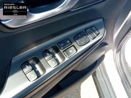 Photo 11 Hyundai Kona  Electrique 39 kWh - 136 ch