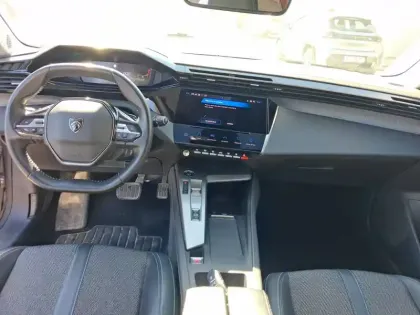 Photo 10 Peugeot 308  SW BlueHDi 130ch S&S EAT8