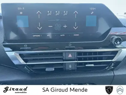 Photo 27 Citroën C4  PureTech 130 S&S EAT8