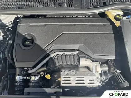 Photo 25 Peugeot 208  Hybrid 100 e-DCS6