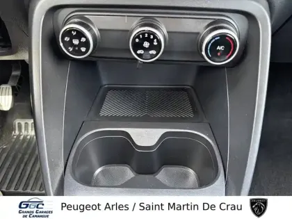 Photo 14 Citroën C3  Turbo 100 ch BVM6