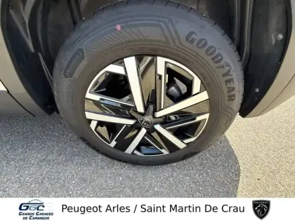 Photo 10 Peugeot 2008  PureTech 100 S&S BVM6