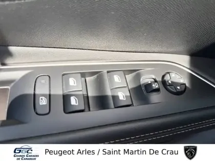 Photo 12 Peugeot 3008  PureTech 130ch S&S EAT8