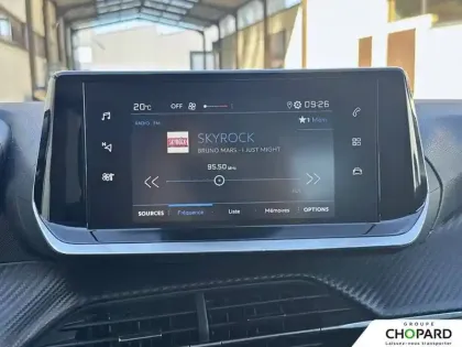 Photo 13 Peugeot 208  PureTech 75 S&S BVM5