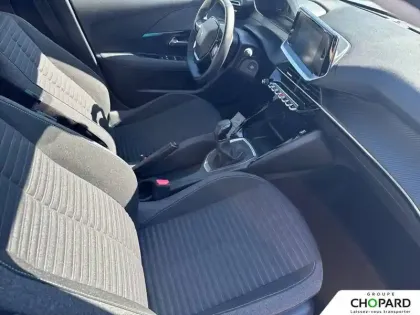 Photo 12 Peugeot 208  PureTech 75 S&S BVM5