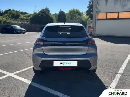 Photo 33 Peugeot 208  PureTech 75 S&S BVM5