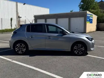 Photo 35 Peugeot 208  PureTech 75 S&S BVM5