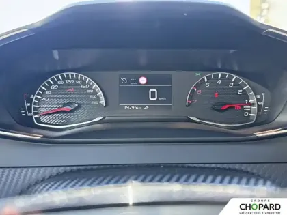 Photo 16 Peugeot 208  PureTech 75 S&S BVM5