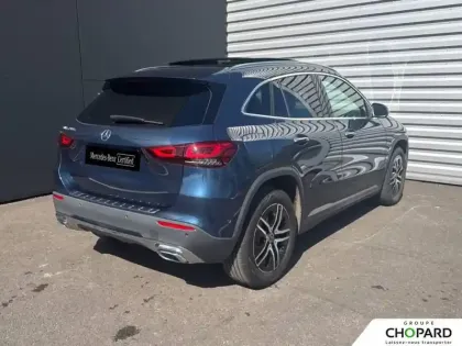 Photo 30 Mercedes GLA  250 e 8G-DCT
