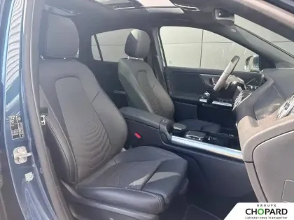 Photo 12 Mercedes GLA  250 e 8G-DCT