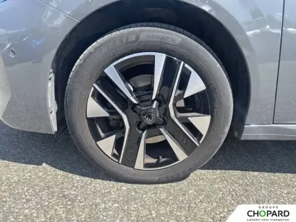 Photo 20 Peugeot 208  Hybrid 100 e-DCS6