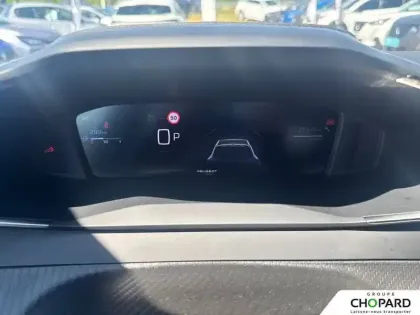 Photo 16 Peugeot 208  Hybrid 100 e-DCS6