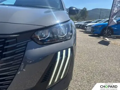 Photo 21 Peugeot 208  Hybrid 100 e-DCS6