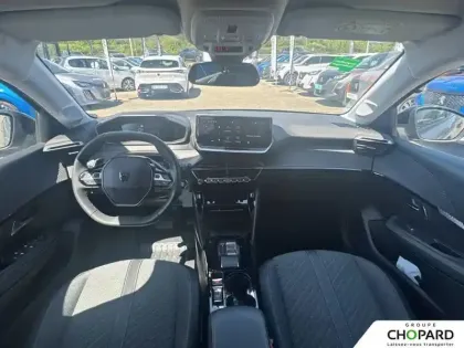 Photo 32 Peugeot 208  Hybrid 100 e-DCS6