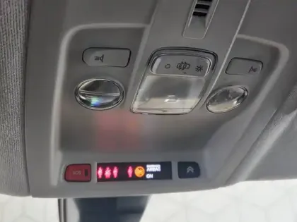 Photo 34 Citroën C4  Cactus PureTech 110 S&S BVM6