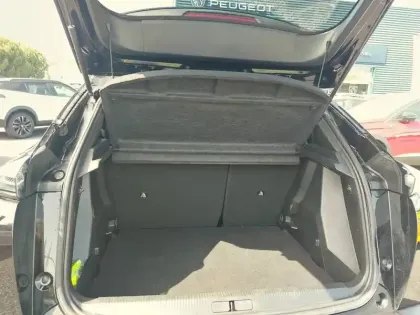 Photo 5 Peugeot 2008  Hybrid 136 e-DCS6