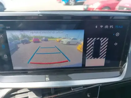 Photo 19 Peugeot 2008  Hybrid 136 e-DCS6