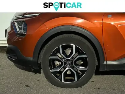 Photo 10 Citroën C4 e- 136 ch Automatique