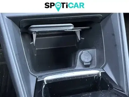 Photo 33 Citroën C4 e- 136 ch Automatique