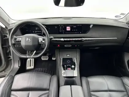 Photo 7 DS DS 4  Hybride E-Tense 225 EAT8