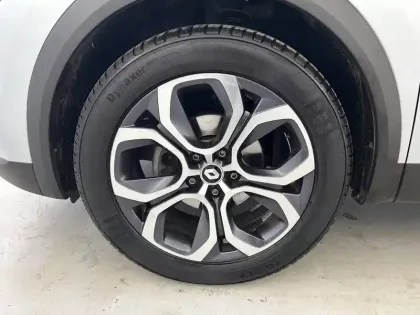Photo 27 Renault Captur  mild hybrid 160 EDC