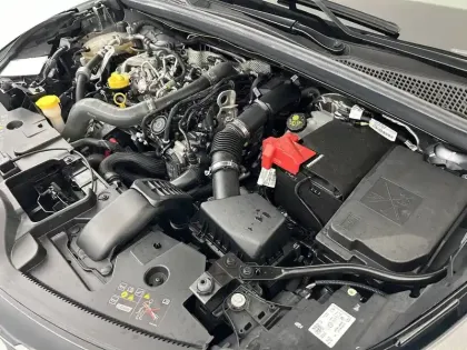 Photo 35 Renault Captur  mild hybrid 160 EDC