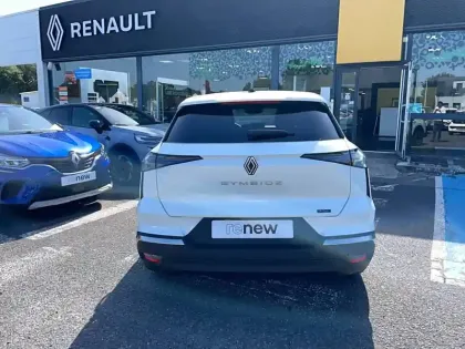 Photo 25 Renault Symbioz  E-Tech full hybrid 145