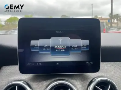 Photo 12 Mercedes GLA  200 7-G DCT