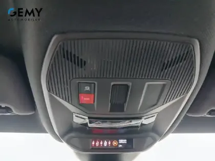 Photo 35 Peugeot 308  PHEV 225 e-EAT8