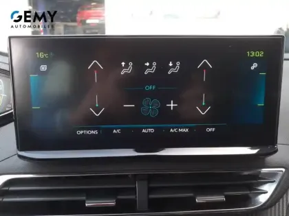 Photo 16 Peugeot 3008  Hybrid 225 e-EAT8