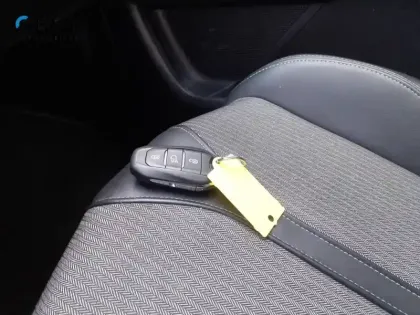 Photo 21 Peugeot 3008  Hybrid 225 e-EAT8