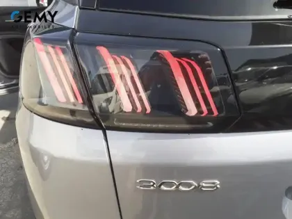 Photo 23 Peugeot 3008  Hybrid 225 e-EAT8