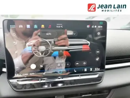 Photo 13 Volkswagen T-roc  1.5 eTSI EVO2 Hybrid 150 ch DSG7