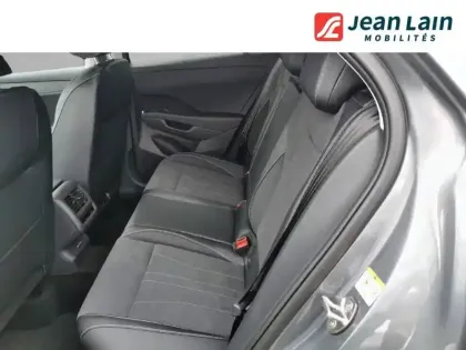 Photo 16 Volkswagen T-roc  1.5 eTSI EVO2 Hybrid 150 ch DSG7