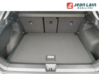 Photo 9 Volkswagen T-roc  1.5 eTSI EVO2 Hybrid 150 ch DSG7