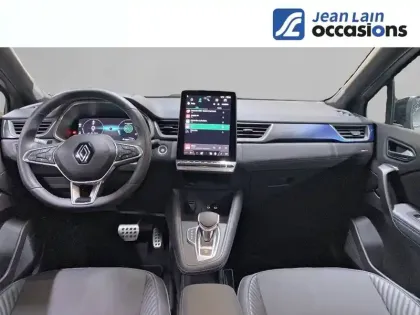 Photo 17 Renault Captur  mild hybrid 160 EDC