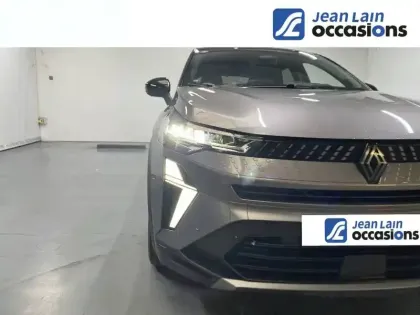 Photo 18 Renault Captur  mild hybrid 160 EDC