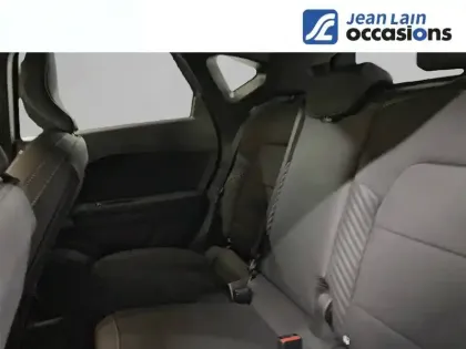 Photo 16 Renault Captur  mild hybrid 160 EDC