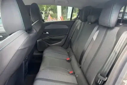 Photo 9 Peugeot 308  Hybrid 136 e-DCS6