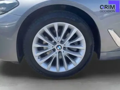 Photo 12 BMW Serie 5 Touring 520d TwinPower Turbo 190 ch BVA8