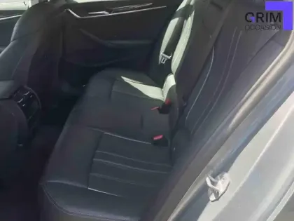 Photo 10 BMW Serie 5 Touring 520d TwinPower Turbo 190 ch BVA8