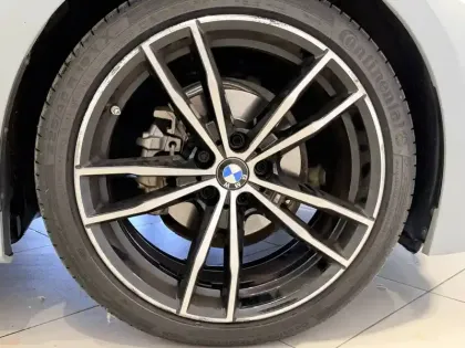 Photo 9 BMW Serie 3 318d 150 ch BVA8