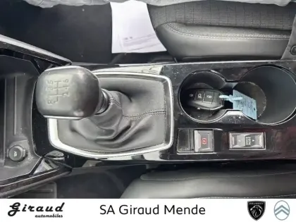 Photo 28 Peugeot 208  PureTech 100 S&S BVM6