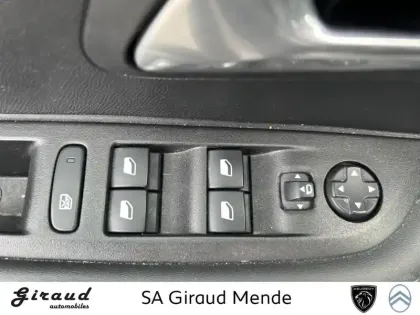 Photo 15 Peugeot 208  PureTech 100 S&S BVM6